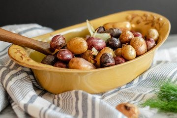 Roasted Garlic and Fennel Potatoes