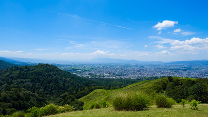 Fototapeta na wymiar 若草山からの眺望　奈良市街　山頂