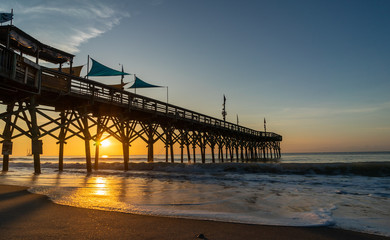 Fototapeta premium pier at sunset