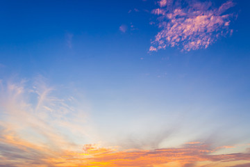 Obraz na płótnie Canvas Evening sky with colorful sunlight,dusk sky