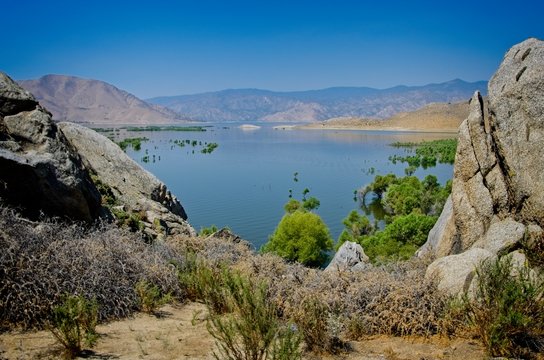 Driving towards Yosemite National Park on the border of Nevada and California