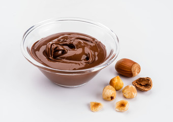 Cioccolata da spalmare con nocciole
