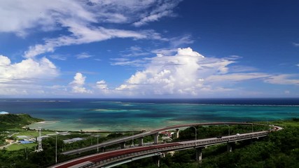 沖縄本島南部の名所　ニライカナイ橋