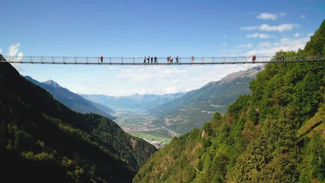 Aerial 4K - Ponte nel Cielo - Valtartano - Valtellina (IT) 
