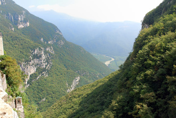 Etschtal bei Spiazzi