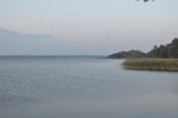 Obraz na płótnie Canvas Jezioro