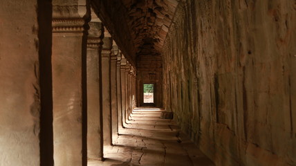 Pasillo templo