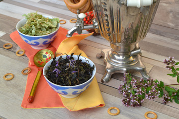 Organic healthy detox tea : dry willow herb, forest mint and linden herbal tea