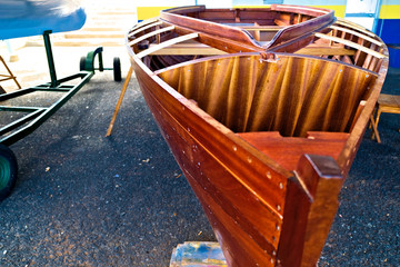 Small wooden boat construction details - foredeck details.