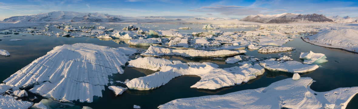 Glacier lagoon in winter, Iceland