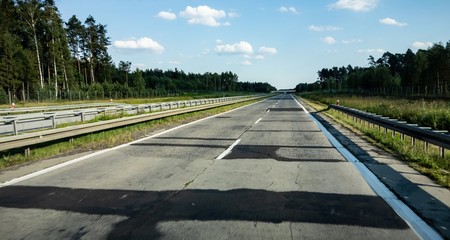 Extremely bad highway A18 (E36) in Poland called droga hanby (road of shame) from Cottbus to Wroclaw with uneven surface and potholes built during WW2 © mino21