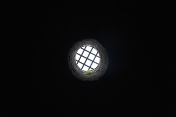 Ventana en la oscuridad