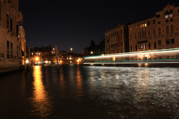 Fototapeta na wymiar The nighttime beauty of Venice and the lights of the city. Italy.