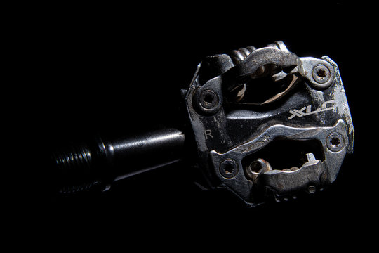 XLC professional racing pedal for mountain bike racing