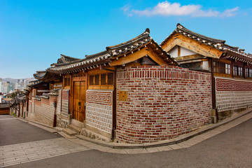 Fototapeta premium Old House Traditional Korean style architecture at Bukchon Hanok Village in Seoul, South Korea.