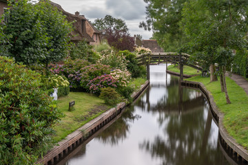 Fototapeta premium Giethoorn canal central