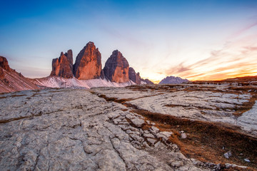 Naklejka premium Beautiful sunset at Tre Cime di Lavaredo (Drei Zinnen) and rifugio Lacatelli , Dolomites, South Tyrol