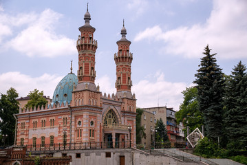 Fototapeta na wymiar Sunni Mukhtarov Mosque in Vladikavkaz city, North Ossetia Alania, Russia