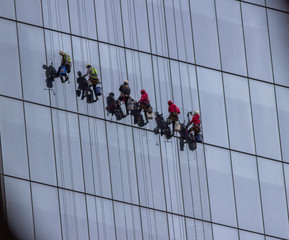 Lavando las ventanas