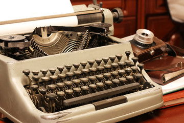 typewriter and camera retro