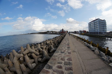 port Darłowo  ,Darłówko ,  port , port rybacki , port , statek w darłowie ,most w Darłowie , most w Darłówku , Darłówko , Darłowo , latarnia  morska , plaża Darłówko  , hotel Darłówko , morze  © Szymon