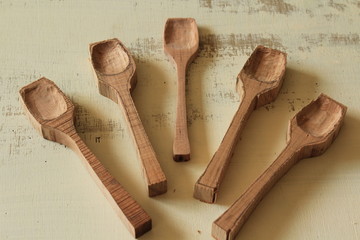 木のスプーン作り