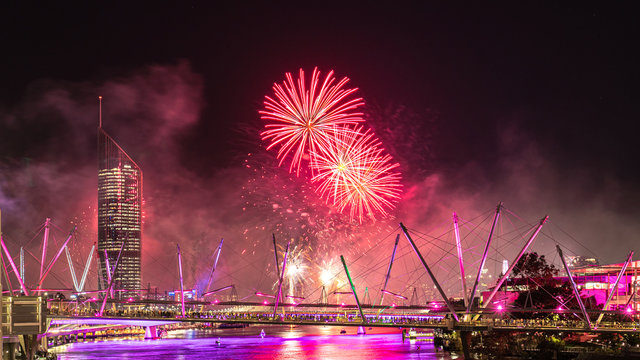 Fireworks show of Riverfire Brisbane