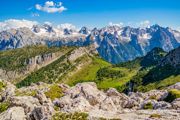 Fototapeta na wymiar View of the Dolomite mountains near Misurina, Veneto - Italy