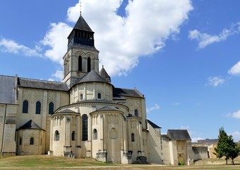 Fototapeta na wymiar Abside de l’église de l’Abbaye royale Notre-Dame de Fontevraud