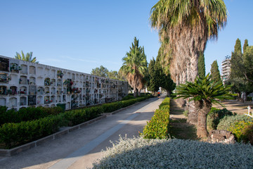 Obraz premium Blick über einen Friedhof in Spanien 