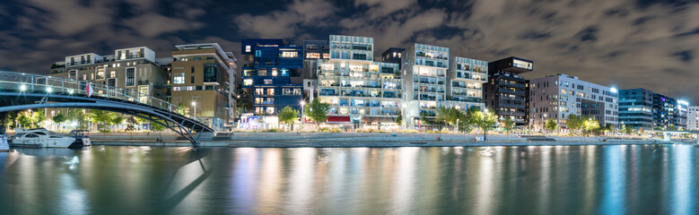 Lyon Confluence architecture