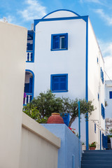 Fototapeta na wymiar The beautiful architecture of the cities in Santorini Island