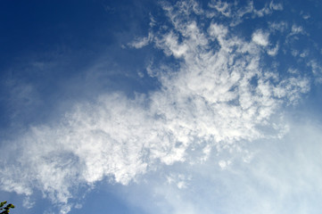 Cielo  y nubes