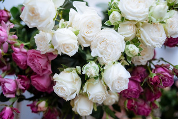 white roses bouquet