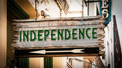 Street Sign to Independence