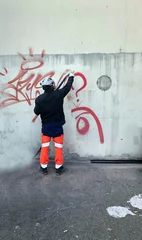 Zelfklevend Fotobehang graffiti reiniging © savoieleysse
