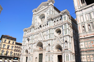 Fototapeta premium The amazing cathedral di Santa Maria del Fiore in piazza del duomo in Florence, city in central Italy and birthplace of the Renaissance, it is the capital city of the Tuscany region, Italy