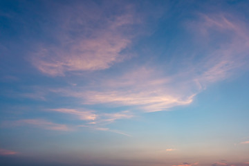 朝の空に染まる雲DSC0930.