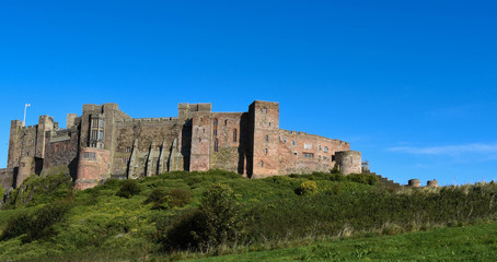 Fototapeta na wymiar bamburgh castle
