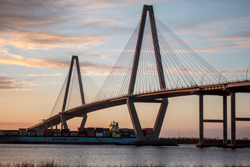 Fototapeta na wymiar Charleston Bridge