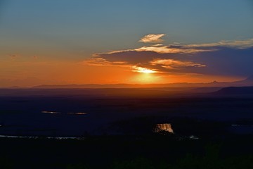 釧路湿原に沈む夕日の情景＠北海道