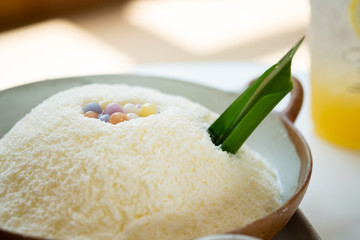 Thai desserts are on the table in the restaurant.