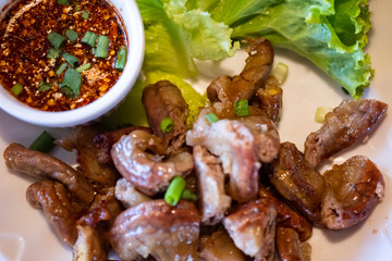 Papaya Salad with Fried Chicken
