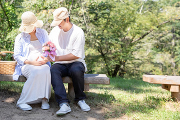 妊婦と夫婦