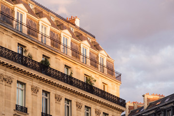 Fototapeta premium Paris, France - Sept 05, 2019: Beautiful apartment buildings in Paris.