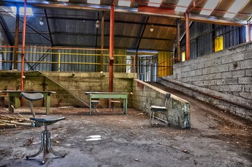 vieille usine abandon&eacute;e