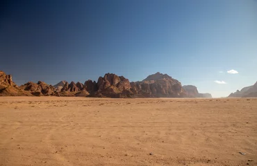 Fotobehang Wadi Rum desert (reserve), Jordan © Anton Buymov