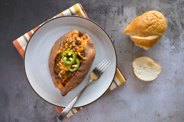 Baked Sweet Potato With Chili and Cheese