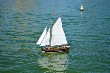 Photo of a wood replica of a sailing boat