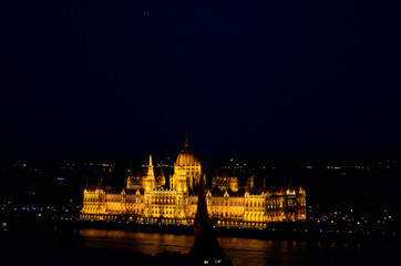 Obraz premium parliament in budapest